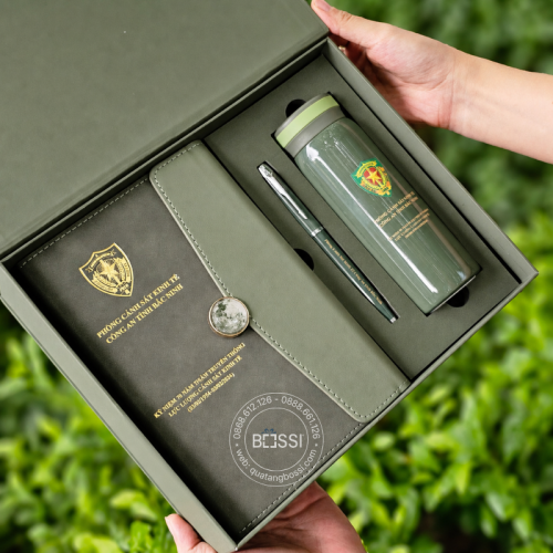 Giftset Sổ Bút Bình Chạm Office